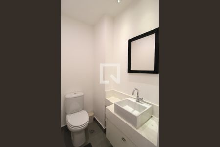 Lavabo de apartamento para alugar com 1 quarto, 61m² em Itaim Bibi, São Paulo