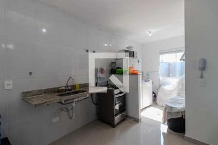 Sala/Cozinha de apartamento para alugar com 2 quartos, 41m² em Vila Nivi, São Paulo