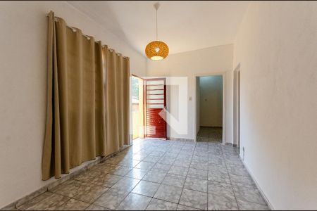 Sala de casa para alugar com 2 quartos, 65m² em Jardim Mutinga, São Paulo