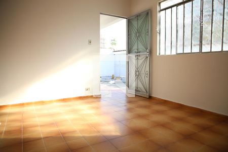 Sala de casa para alugar com 3 quartos, 120m² em Setor Sudoeste, Goiânia