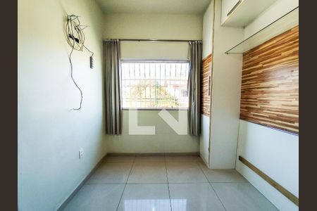 Quarto de casa à venda com 3 quartos, 160m² em  Ipiranga, Belo Horizonte