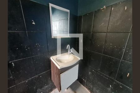 Banheiro da Suite 01 de casa à venda com 4 quartos, 125m² em Jardim Silvia, Guarulhos