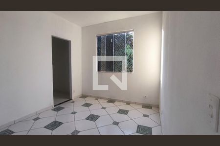 Quarto 1 suite  de casa para alugar com 3 quartos, 120m² em Tropical, Contagem