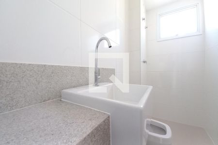 Banheiro de apartamento à venda com 2 quartos, 70m² em Jardim Brasil, Campinas