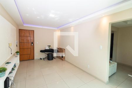 Sala de apartamento para alugar com 2 quartos, 70m² em Irajá, Rio de Janeiro