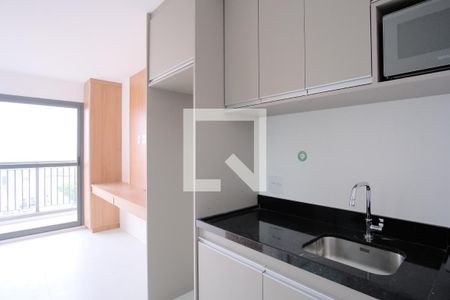 Cozinha de kitnet/studio para alugar com 1 quarto, 22m² em Vila Esperança, São Paulo