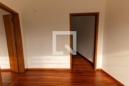 Sala de casa à venda com 2 quartos, 108m² em Barreto, Niterói