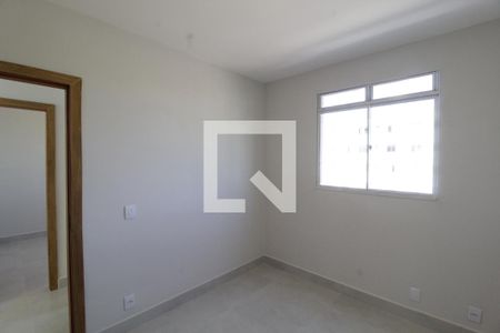 Quarto 1 de apartamento para alugar com 2 quartos, 45m² em Gávea, Uberlândia