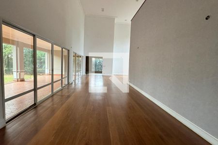 Sala de casa de condomínio para alugar com 3 quartos, 1100m² em Alphaville, Santana de Parnaíba