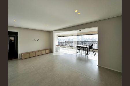 Sala de apartamento à venda com 3 quartos, 137m² em Santo Amaro, São Paulo