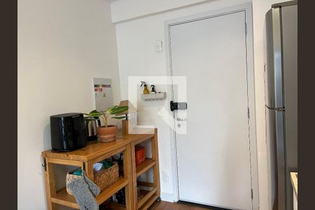 Cozinha de apartamento para alugar com 1 quarto, 45m² em Perdizes, São Paulo