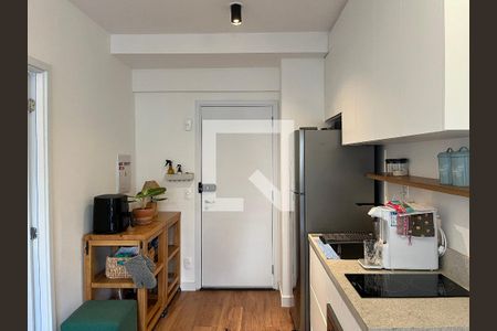 Cozinha de apartamento para alugar com 1 quarto, 45m² em Perdizes, São Paulo