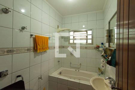 Banheiro da Suíte de casa à venda com 3 quartos, 300m² em Jardim Avelino, São Paulo