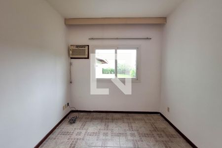 Quarto 1 de casa à venda com 3 quartos, 210m² em Camboinhas, Niterói