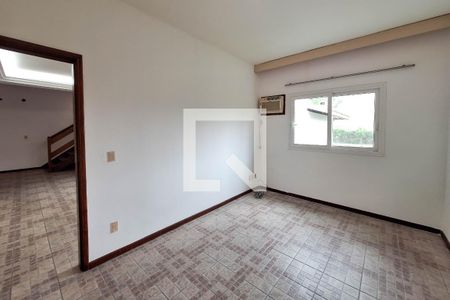 Quarto 1 de casa à venda com 3 quartos, 210m² em Camboinhas, Niterói