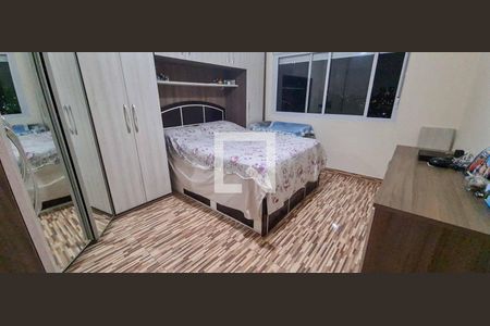 Suíte de casa à venda com 4 quartos, 250m² em Pestana, Osasco