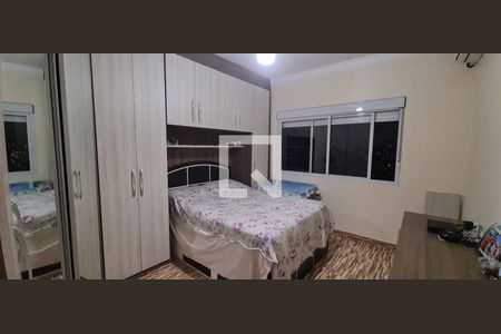 Suíte de casa à venda com 4 quartos, 250m² em Pestana, Osasco