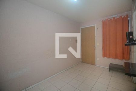 Sala de apartamento para alugar com 2 quartos, 42m² em Rubem Berta, Porto Alegre