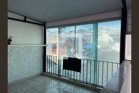 Varanda Sala  de casa para alugar com 2 quartos, 151m² em Alto de Pinheiros, São Paulo