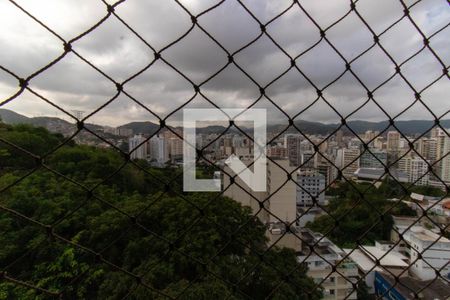 Sala - Vista  de apartamento para alugar com 2 quartos, 50m² em Morro do Estado, Niterói