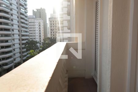 Varanda Suíte de apartamento à venda com 3 quartos, 126m² em Vila Uberabinha, São Paulo