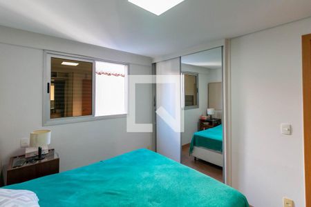 Quarto de apartamento à venda com 3 quartos, 90m² em Cidade Jardim, Belo Horizonte