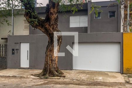 Fachada de casa à venda com 4 quartos, 178m² em Vila Cordeiro, São Paulo