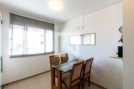 Sala de apartamento à venda com 2 quartos, 100m² em Manacás, Belo Horizonte