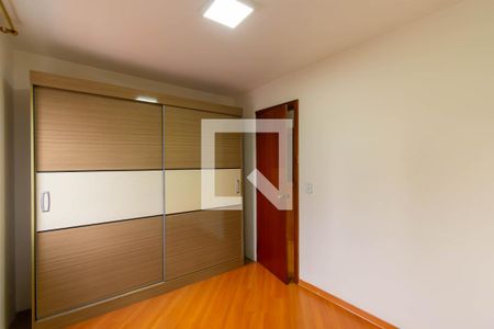 Quarto 1 de apartamento para alugar com 2 quartos, 63m² em Vila Santa Clara, São Paulo