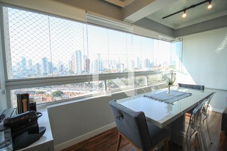 Sala de apartamento à venda com 2 quartos, 75m² em Vila Bertioga, São Paulo