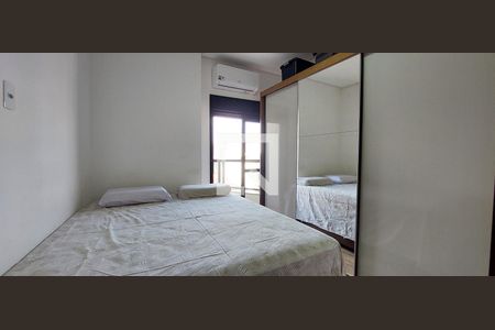 Quarto 1 suíte de casa à venda com 2 quartos, 118m² em Santa Terezinha, Santo André