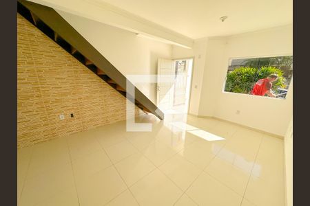 Sala de casa para alugar com 3 quartos, 127m² em Ingleses do Rio Vermelho, Florianópolis