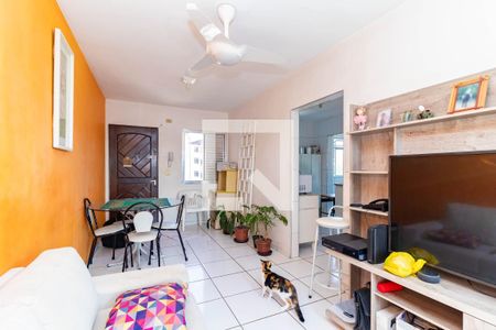 Sala de apartamento à venda com 2 quartos, 53m² em Conjunto Residencial José Bonifácio, São Paulo