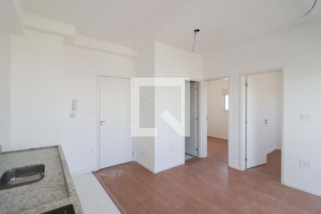 Sala/Cozinha/Área de Serviço de apartamento à venda com 2 quartos, 37m² em Vila Paulicéia, São Paulo