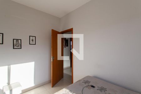 Quarto 1 de casa à venda com 2 quartos, 75m² em Jaqueline, Belo Horizonte