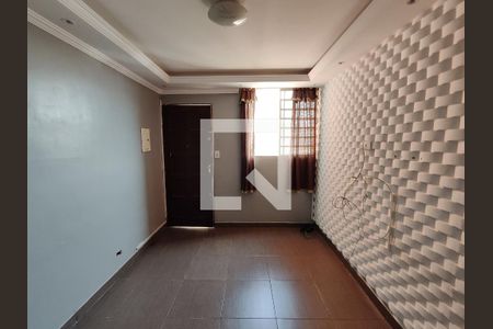 Sala de apartamento para alugar com 2 quartos, 44m² em Parque Dourado, Ferraz de Vasconcelos