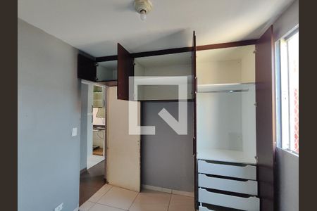 Quarto 2 de apartamento para alugar com 2 quartos, 44m² em Parque Dourado, Ferraz de Vasconcelos