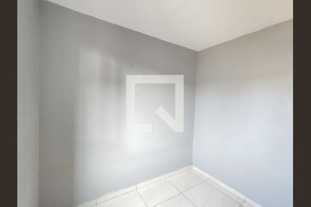 Quarto 1 de apartamento para alugar com 2 quartos, 44m² em Parque Dourado, Ferraz de Vasconcelos