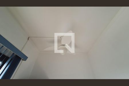 DETALHE DA SALA de apartamento para alugar com 1 quarto, 45m² em Maracanã, Praia Grande