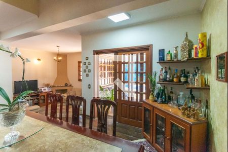 Sala de casa à venda com 4 quartos, 350m² em Jardim Eulina, Campinas