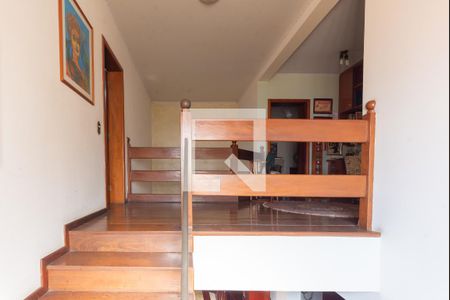 Escada de casa à venda com 4 quartos, 350m² em Jardim Eulina, Campinas