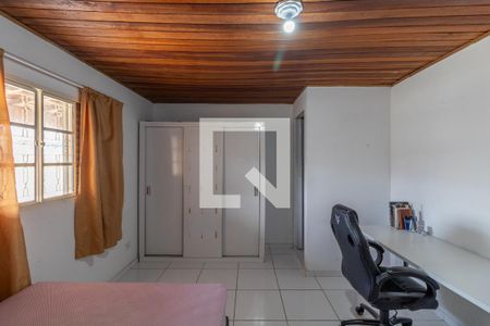 Suíte 1 de casa à venda com 3 quartos, 220m² em Vila Carmosina, São Paulo