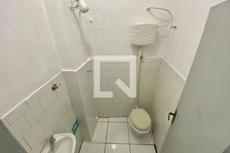 Banheiro de apartamento para alugar com 1 quarto, 40m² em Santa Teresa, Rio de Janeiro