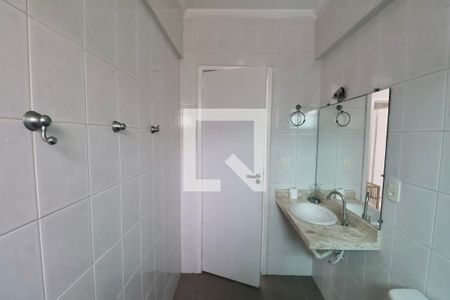 Apartamento para alugar com 116m², 4 quartos e 1 vaga Apartamento para alugar com 116m², 4 quartos e 1 vagaBanheiro Suíte