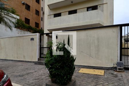 Apartamento para alugar com 116m², 4 quartos e 1 vaga Apartamento para alugar com 116m², 4 quartos e 1 vagaFachada
