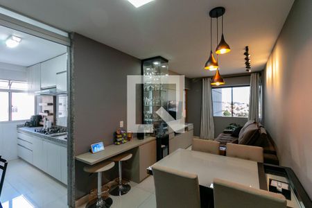 Sala de apartamento à venda com 2 quartos, 60m² em Cinquentenario, Belo Horizonte