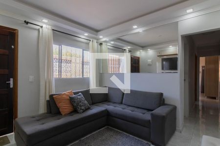 Sala de casa para alugar com 3 quartos, 100m² em Jardim Santa Mena, Guarulhos