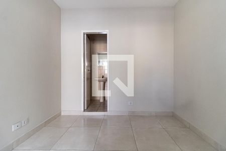 Sala/Quarto de casa para alugar com 1 quarto, 40m² em Parque Fongaro, São Paulo