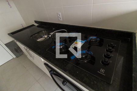 Sala/Cozinha de apartamento para alugar com 2 quartos, 33m² em Itaquera, São Paulo