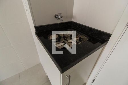 Sala/Cozinha de apartamento para alugar com 2 quartos, 33m² em Itaquera, São Paulo